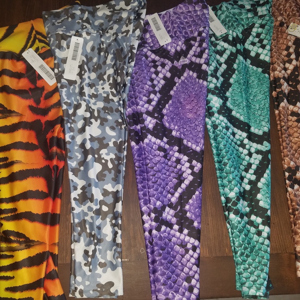 Workout Clothes - image 2